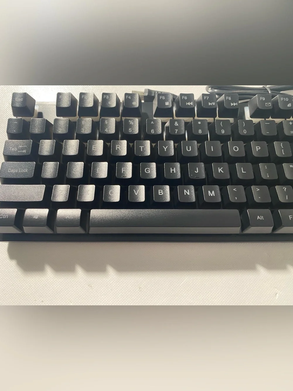 NEW In Box - STGAUBRON Computer Keyboard USB Wired w/ Kickstand Black
